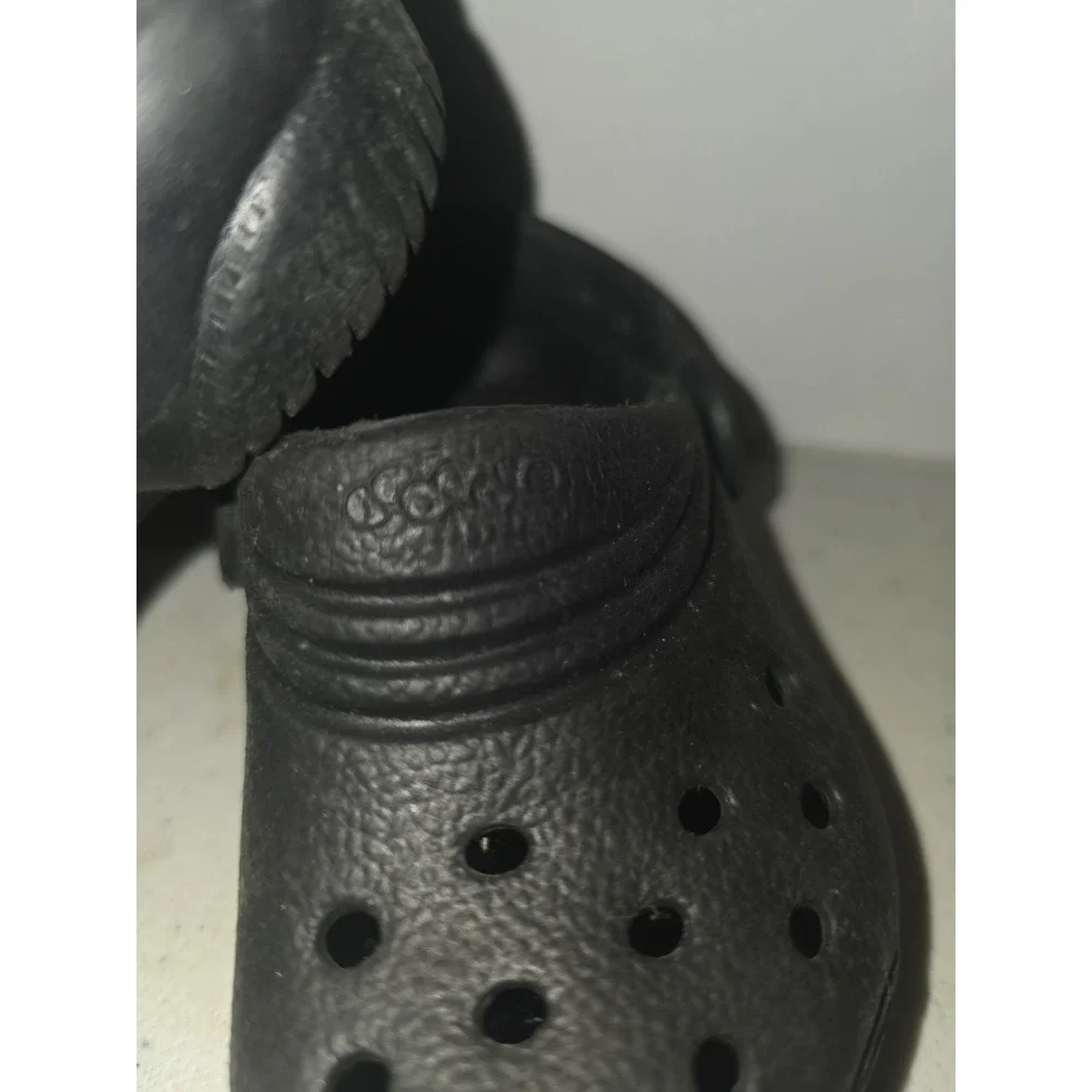 Crocs Jibbitz  Black Slip On Shoe Size XXSmall Kids Child 4/5